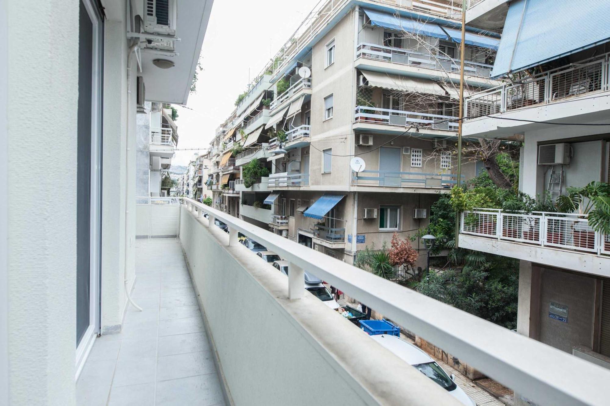Pagrati Premium Living 2 Bd House With Balcony * Atenas