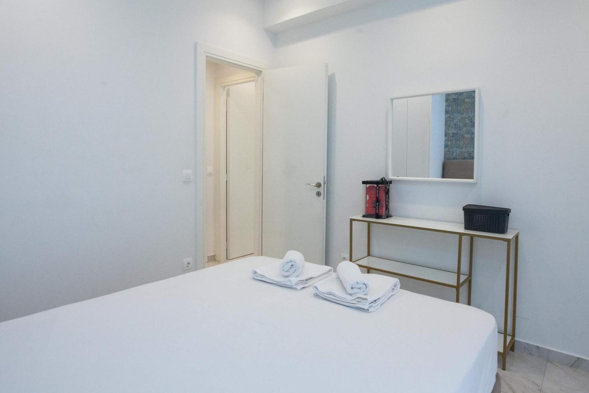 Pagrati Premium Living 2 Bd House With Balcony *
