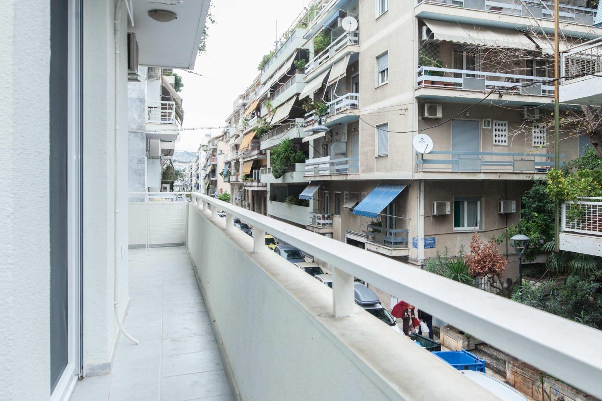Pagrati Premium Living 2 Bd House With Balcony *